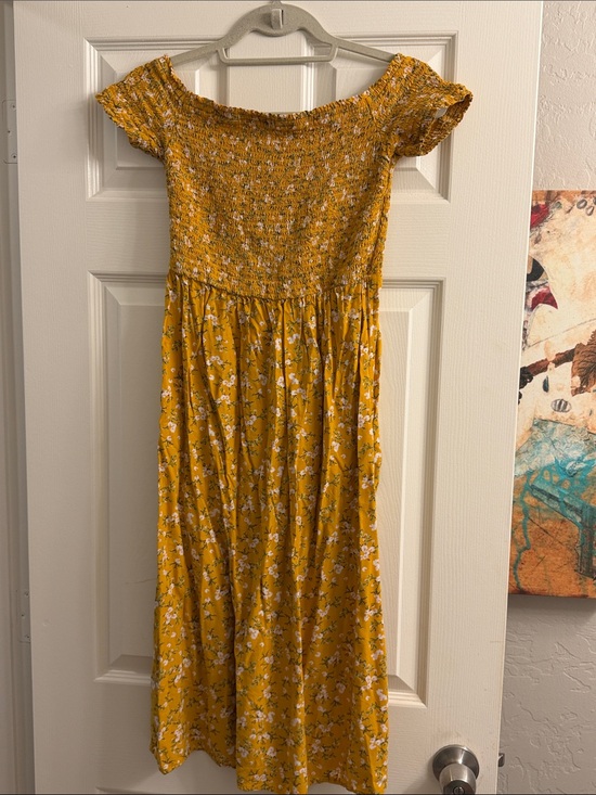 Old Navy Dresses & Skirts - Old Navy Mustard Floral Smocked Top Midi Dress Boho